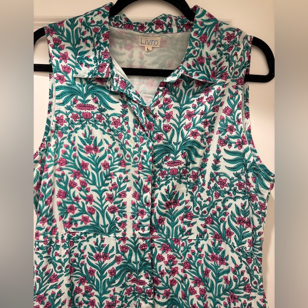 Boutique Floral Printed Sleeveless Dress with pockets - Large